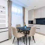 M50 Apartment *