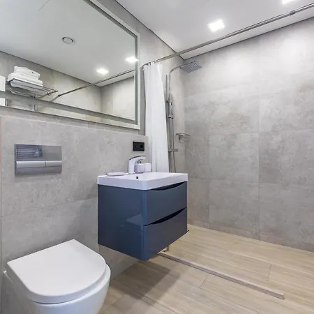 Apartment M50 *