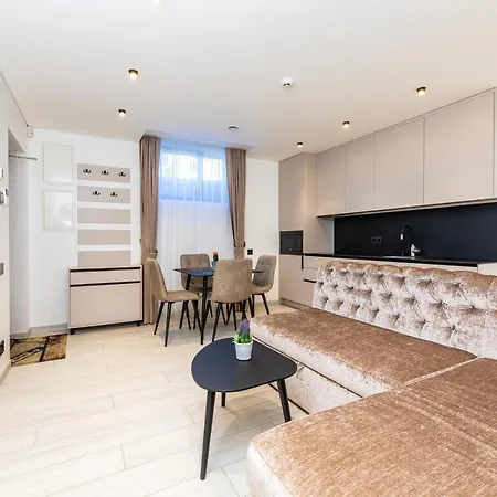 M50 Apartment *