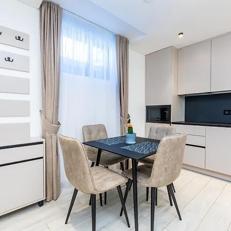 M50 Apartment *